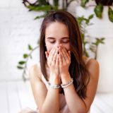 Логотип @mums_club - Мама, выдохни