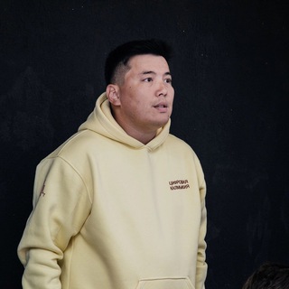 Логотип @muniev - Аркадий Муниев