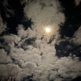 Логотип @musdzh - musik🔊