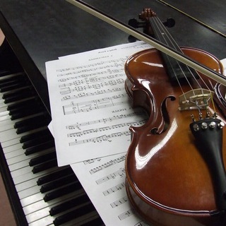 Логотип @musicclassicalmusic - Классическая музыка для всех 🎼