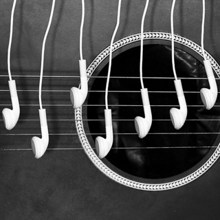 Логотип @musicheitaliane - Musiche italiane 🇮🇹