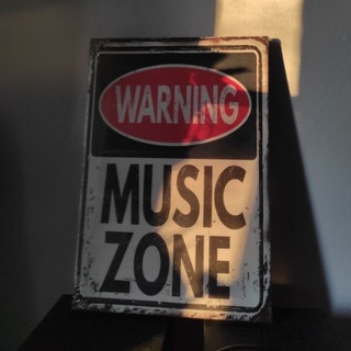 Логотип @musiczoness - Музыка ⚠️