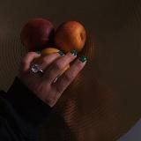 Логотип @muskoverdose - мускусный овердоз