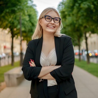 Логотип @mustum - Маша и противности