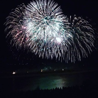 Логотип @mutica - Музыка