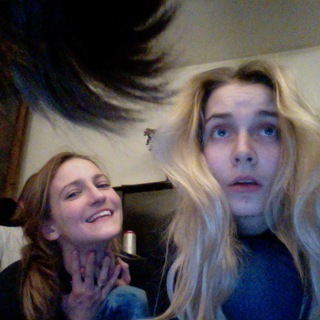 Логотип @muzikcla - МЬЮЗИКЛЬ