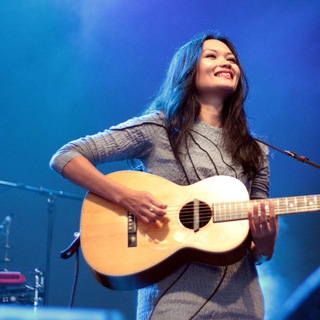 Логотип @muzipause - Best ballads in different versions 🎼 / лучшие медляки в разных вариантах исполнения 🎼 music / музыка 🎼 songs песни