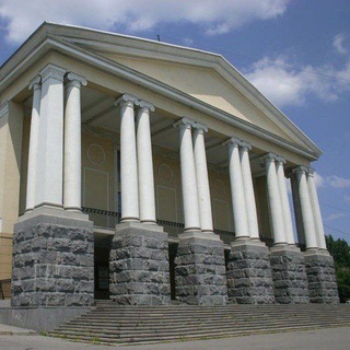 Логотип @muzteatr_vlg - Волгоградский музыкальный театр 🎭