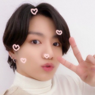 Логотип @mwqyk - нарезки с bts и skz 💓