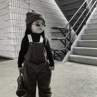 Логотип @mxmxmx18 - NO NAME