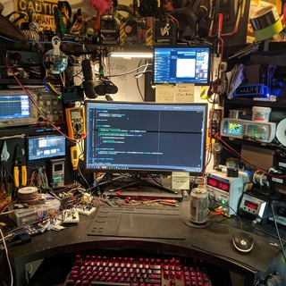 Логотип @my_cyberdeck_chat - чат моей кибердеки