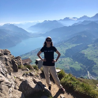 Логотип @my_life_in_switzerland - My_life_in Switzerland