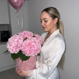 Логотип @myaschechki - Натали о материнстве (Мягкие щёчки) ☁️