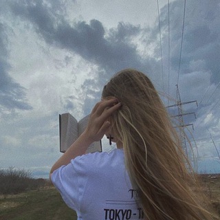 Логотип @mybook_heart - обсуждаем книги и жизнь :) Chat