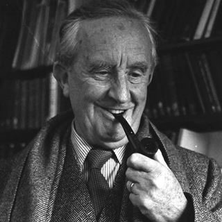 Логотип @myenglishcollection - MyLinguisticCorner