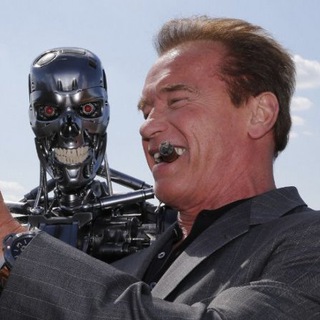 Логотип @myheroarni - Арнольд Шварценеггер и друзья