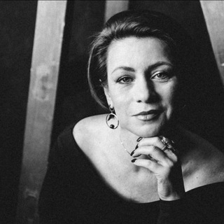 Логотип @mymagiccandles - ESYA VINE ☘️ ЖИЗНЬ В ДЕТАЛЯХ