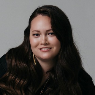 Логотип @myshlenie_i_dengi - Ксения со стратегиями на «ТЫ»