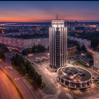 Логотип @naberezhnyechelny_l - в Набережных Челнах любят