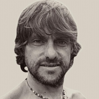 Логотип @nacerdenuevo144 - Esteban y Los Orwellianos