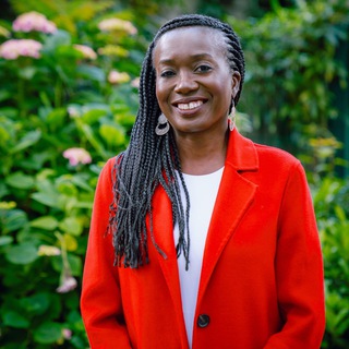 Логотип @nadege_abomangoli - Nadège Abomangoli