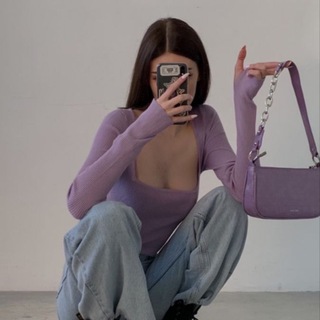 Логотип @nadetna - надеть - найду