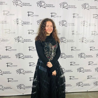 Логотип @nadiadunaeva - Nadia_Dunaeva_fashion