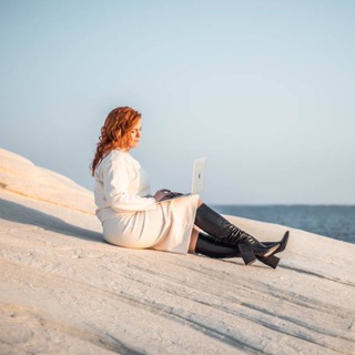 Логотип @nadin_travel - Let’s travel с Nadin.travel