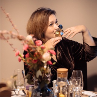 Логотип @nadine_tsvet - PERFUME ON (aka nadine_tsvet)