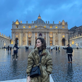 Логотип @nag_julia_t - Юля в Италии | работа и жизнь 🤍