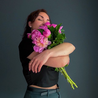 Логотип @naiich1 - Дневник Флориста