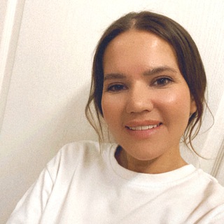 Логотип @nails_guru - Nails_guru