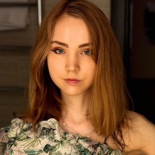 Логотип @naomiseibt - Naomi Seibt