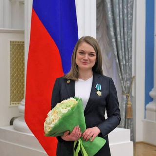 Логотип @nasha_glava - На одной Vолне с ГлаVой Романиченко