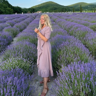 Логотип @nasta_makarenko - 🧧NASTAMAKARENKO 🧧