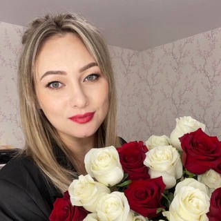 Логотип @nastiaradkevich - Настя Радкевич