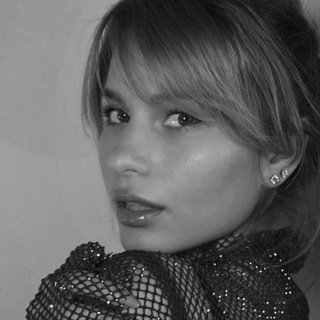 Логотип @nastiasadovskaya - Пишет Nastisadovskaya