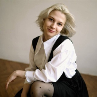 Логотип @nastya_literature - Настя Ахматова | Литература ЕГЭ 10 класс | Ахматова рекомендует | Умскул