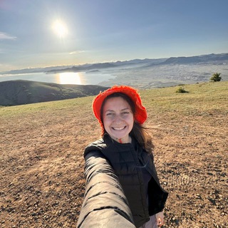 Логотип @nastyaalebedevaa - Настюшкинс кайфует по жизни