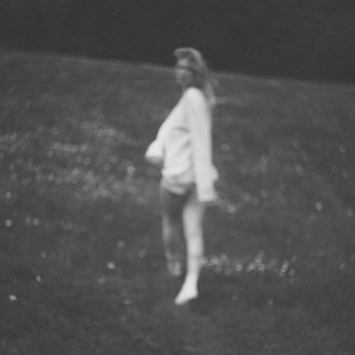 Логотип @nastyafindthat - Настя, соберись!