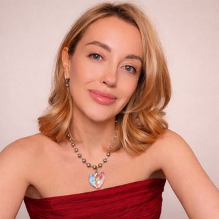 Логотип @nastyaozero - Дневник Насти Озеровой