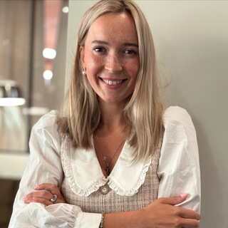 Логотип @nastyashe77 - Anastasia She ❤️ Nutritionist
