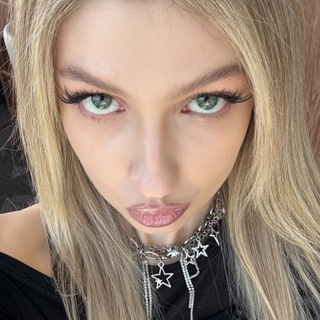 Логотип @nastyawhere - Настя, это где?