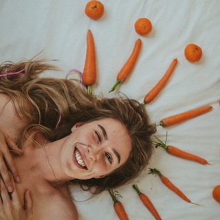 Логотип @nastyhealthy - гибкий зож :)