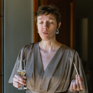 Логотип @natashanastakane - Наташа на стакане в Мендосе