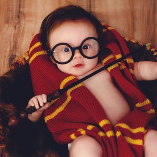 Логотип @natneonat - Гарри Поттер и молочная смесь🍼🪄