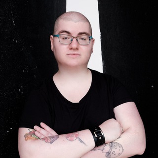 Логотип @natti_jun_front - Наташа пишет про IT