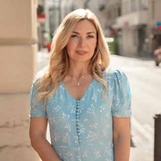 Логотип @naumova_elena_official - Елена Наумова основатель академии АИСТ, психолог, преподаватель.