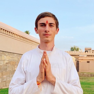 Логотип @navamsha - Филипп Козуб