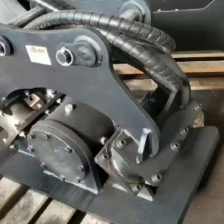 Логотип @naveska_ru - Навесное оборудование|Спецтехника